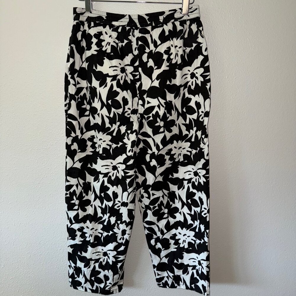 Patchington Black White Floral High Waist‎ Capri Pants Size M - Picture 2 of 8